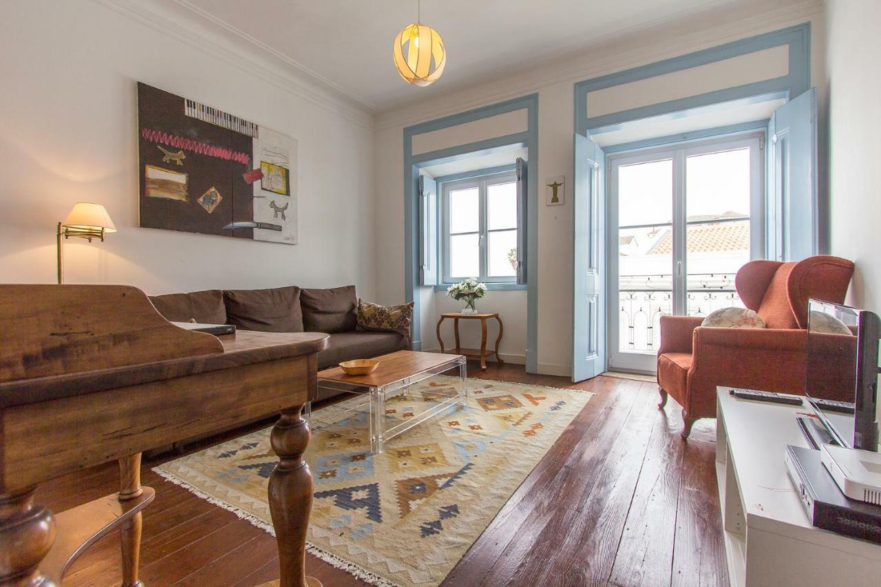 شقة Alfama Tailor Made Blue House With A View #1 Lisboa المظهر الخارجي الصورة